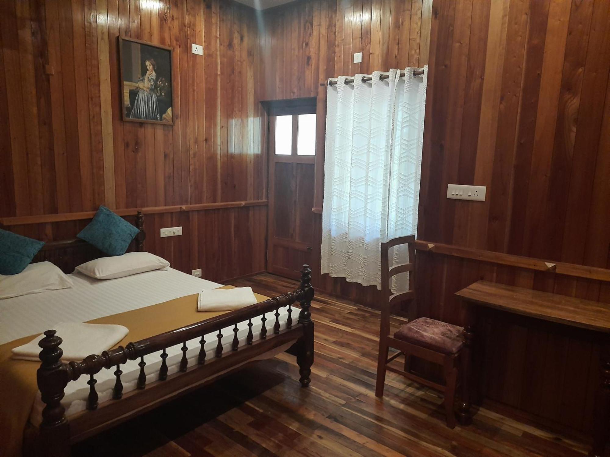 Sopanam Heritage Thekkady Rom bilde